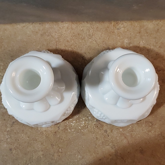 Set of vintage candle stick holders. - Picture 2 of 4